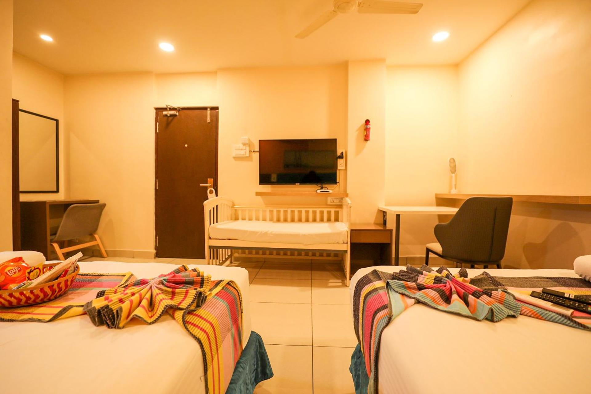 Hotel White Fields Hitec City, Hyderabad Exterior foto
